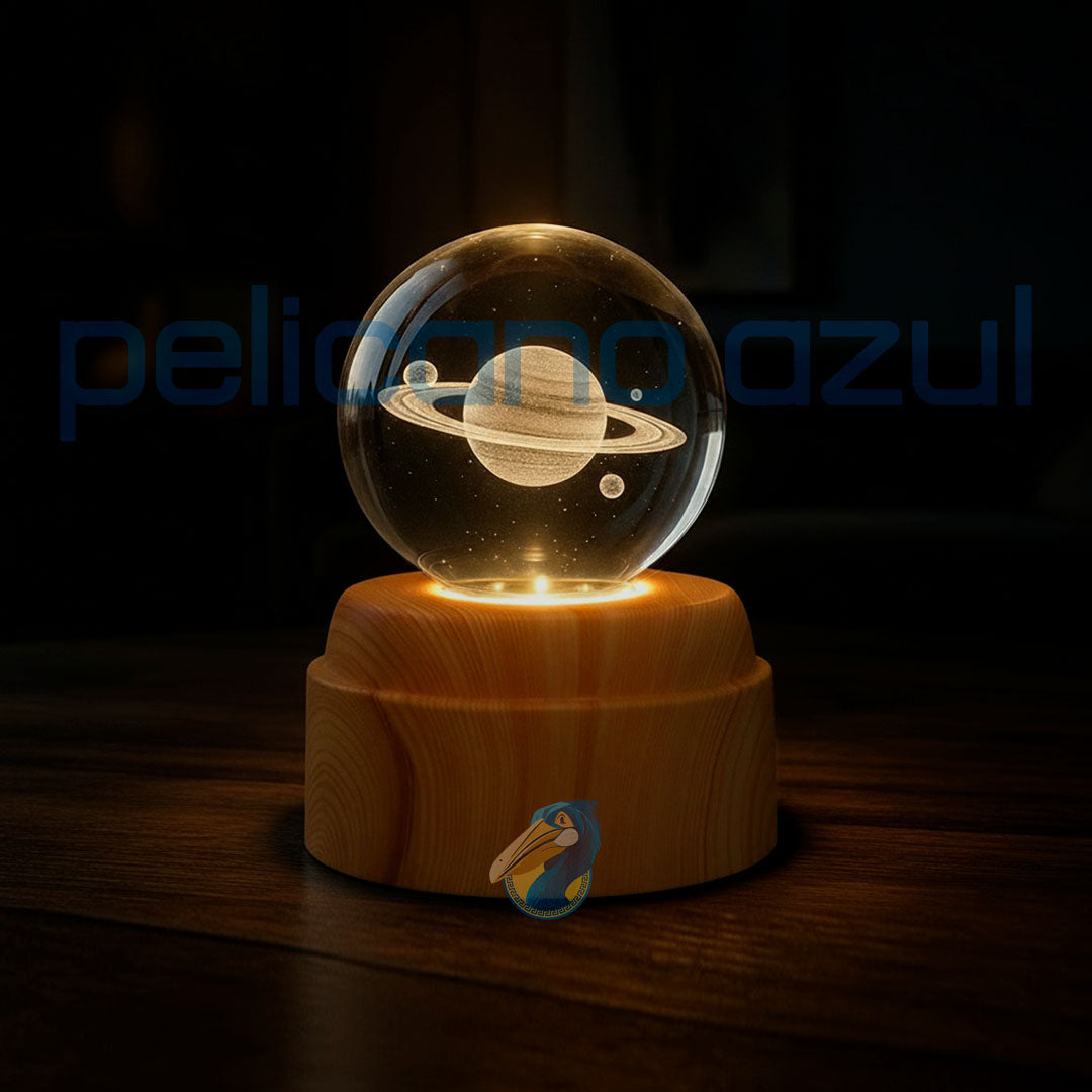 luminária giratória decorativa com planeta saturno e luas em base de madeira