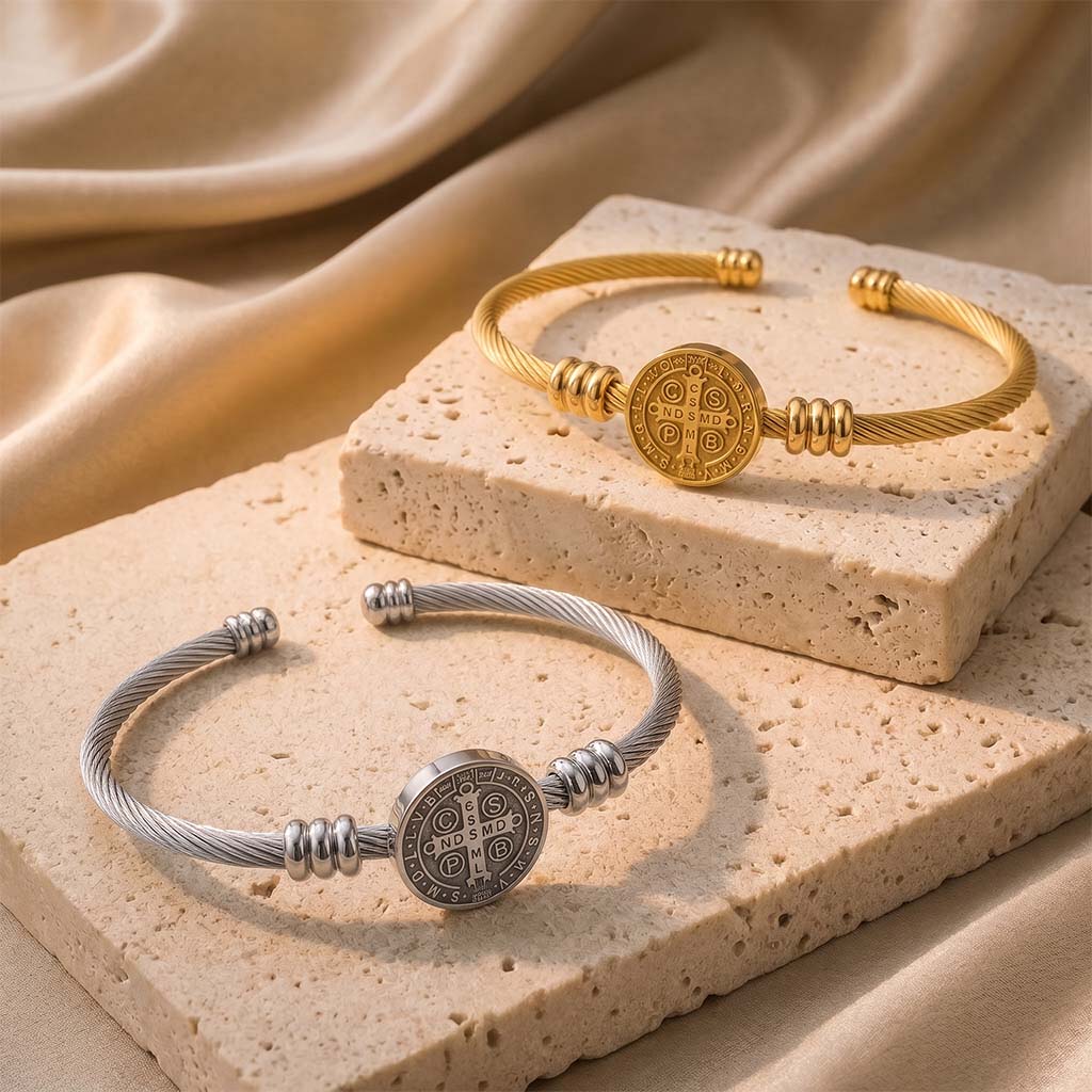 Bracelete com Medalha de São Bento