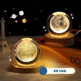 Duas-Luminarias-Planetarias-3D-Com-Base-Em-LED-De-Madeira-Da-Lua Pelicano Azul
