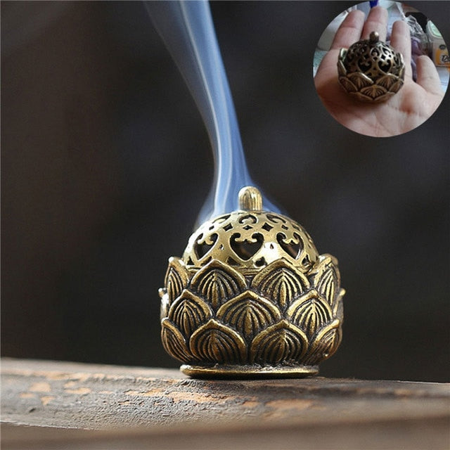 Queimador de incenso artesanal em metal no formato de flor de lótus, disponível em várias cores - Pelicano Azul